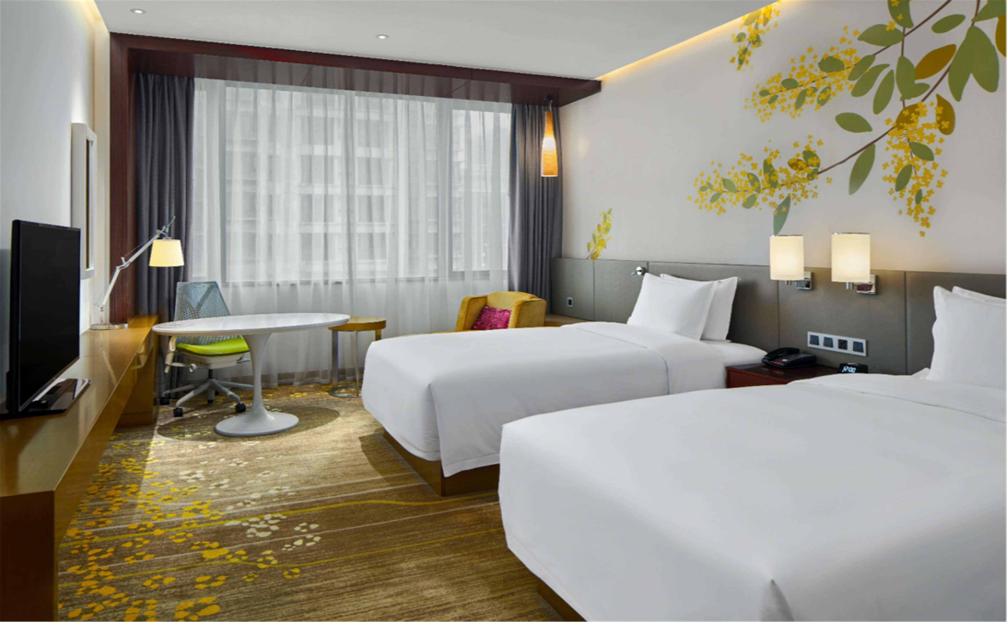 Hilton Garden Inn Foshan Exterior photo