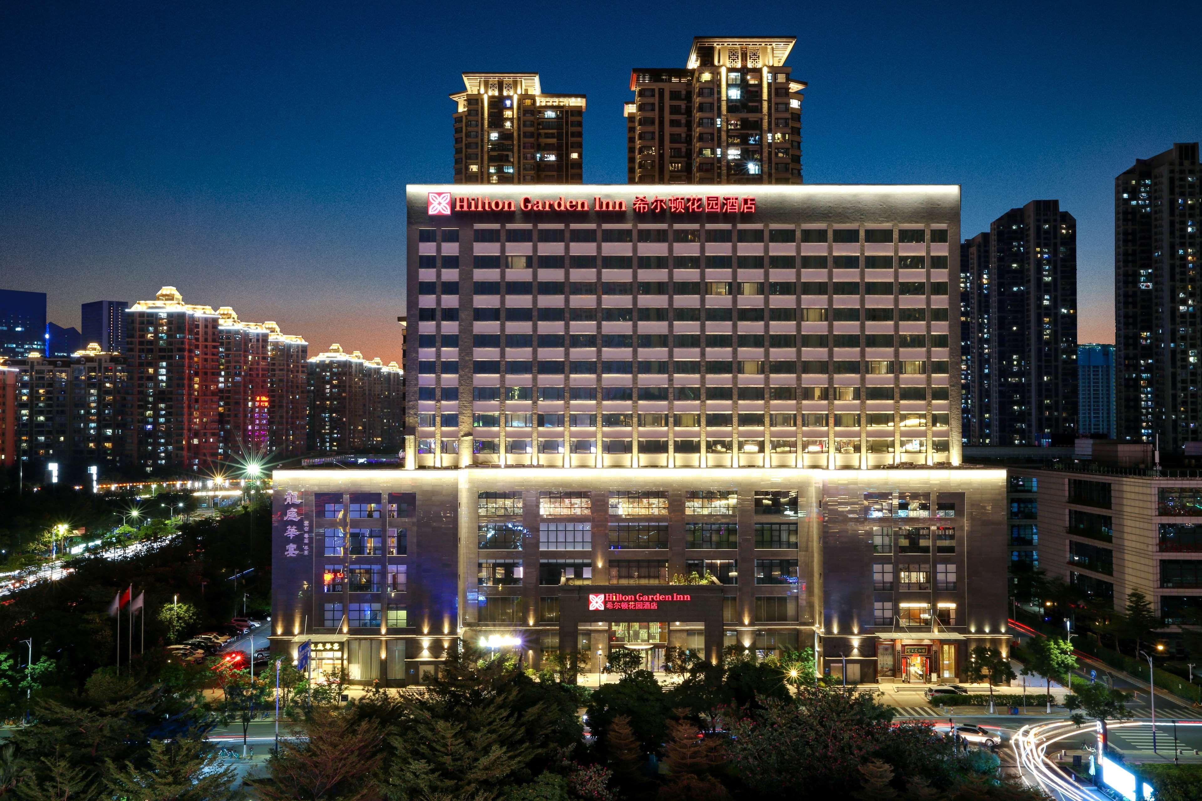 Hilton Garden Inn Foshan Exterior photo