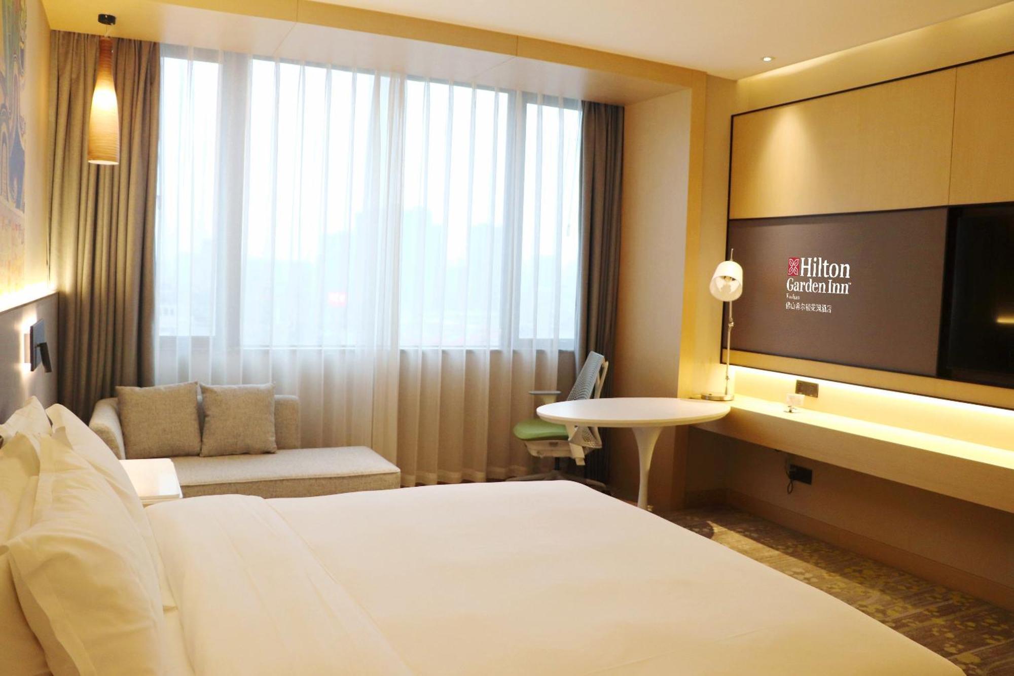 Hilton Garden Inn Foshan Exterior photo