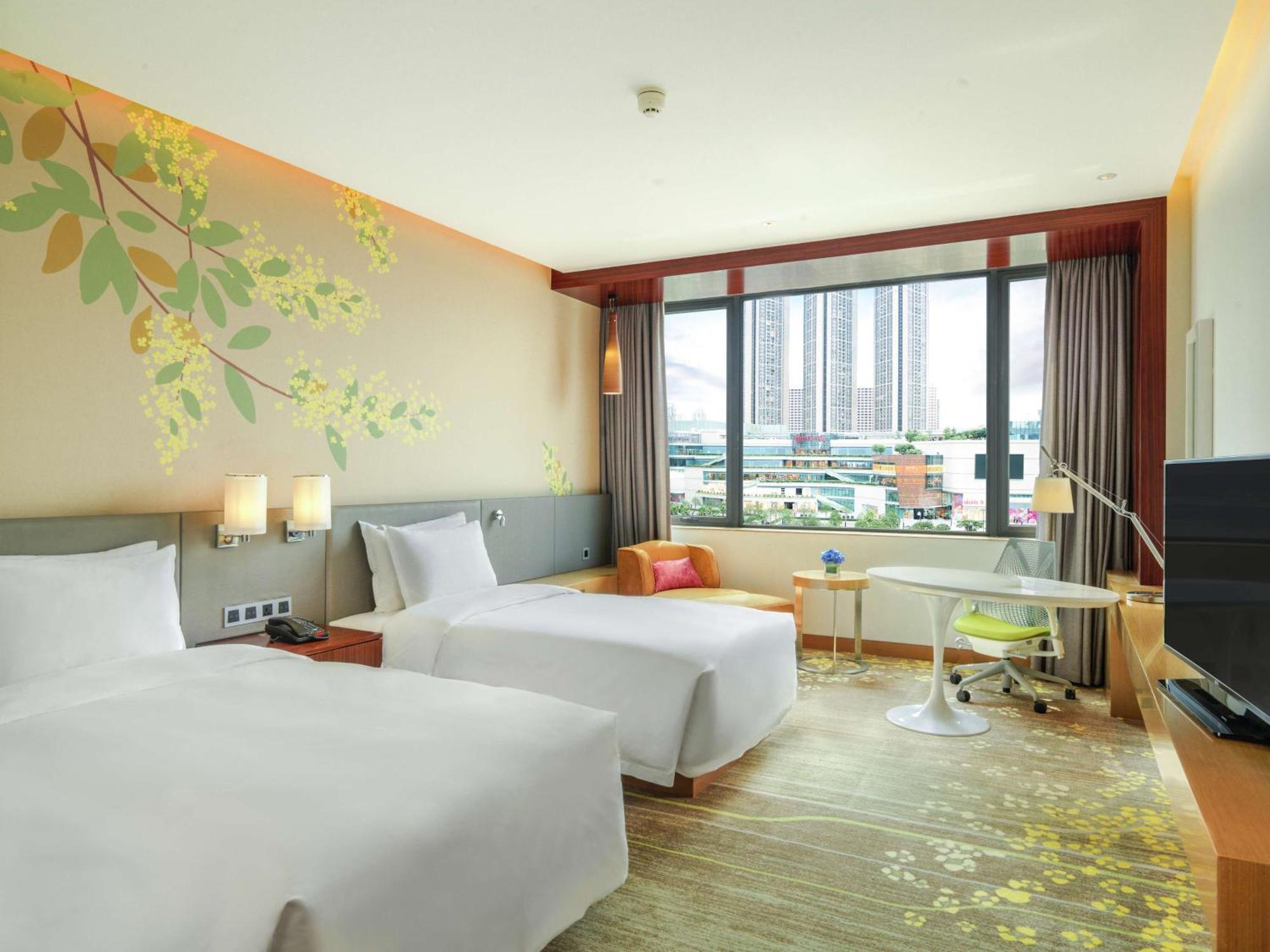 Hilton Garden Inn Foshan Exterior photo